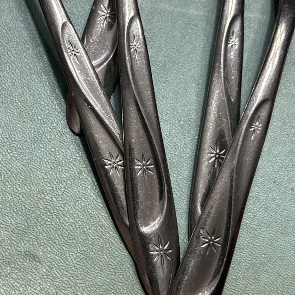 7 International Silver Americana Star Stainless USA‎ Flatware tablespoons/ Soup